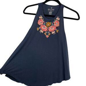 American Eagle Soft & Sexy Floral Embroidered Swing Tank Top size Medium Gray